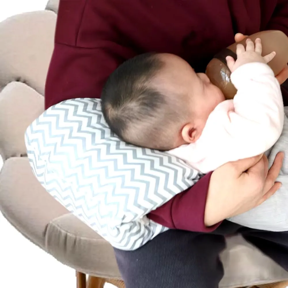 Cozy Cradle Nursing Arm Pillow