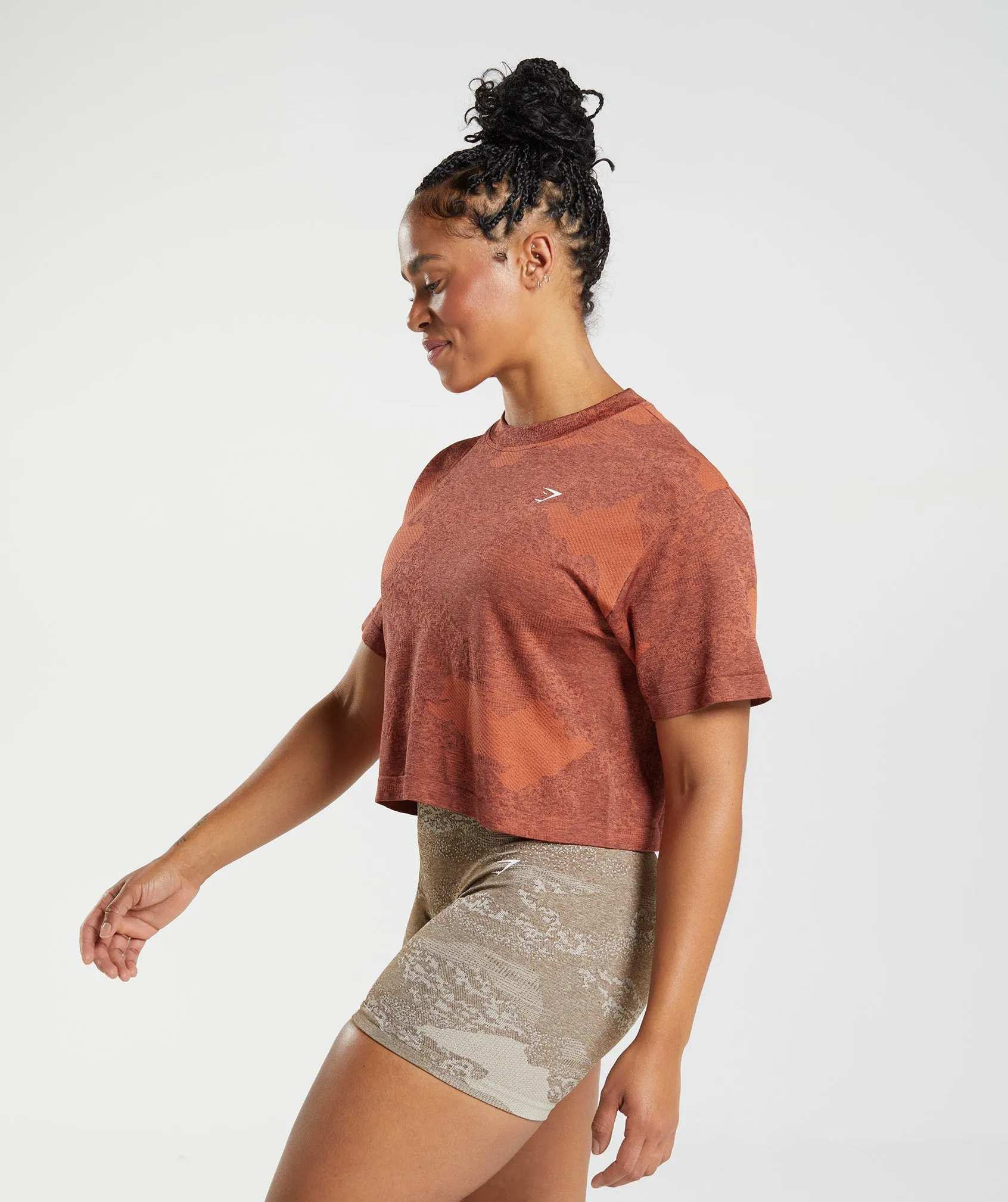 Gymshark Adapt Camo Seamless Crop Top - Storm Red/Cherry Brown